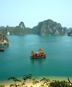Alternative view of Tour Hà Nội - Hạ Long - Yên Tử 2 Ngày 1 Đêm