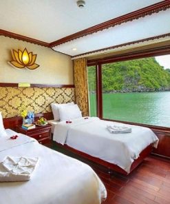 Alternative view of Voucher Du thuyền Oriental Sails 3* Hạ Long 2N1Đ